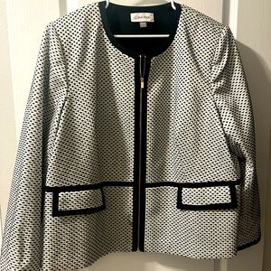 Calvin Klein women’s blazer, size 22w, black and white